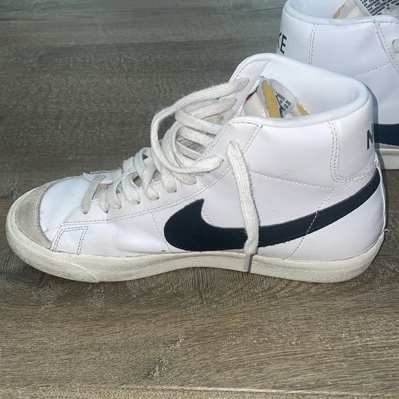 Nike High Top Blazers - Picture 3 of 6